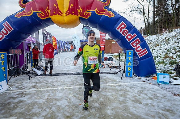 Starty a cílová fota Winter Skyrace 2019