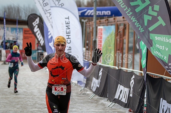 Starty a cílová fota Winter Skyrace 2019