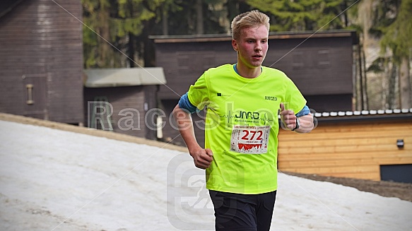 První seběh Ještěd Skyrace První seběh Ještěd Skyrace