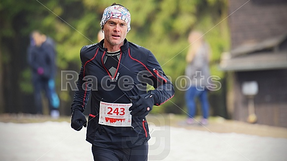 První seběh Ještěd Skyrace