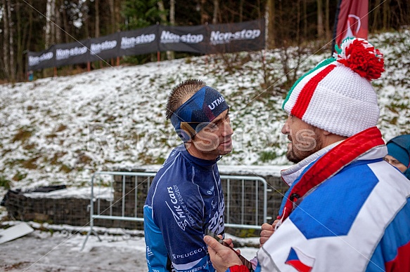 Starty a cílová fota Winter Skyrace 2019