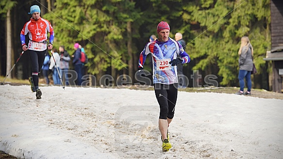 První seběh Ještěd Skyrace