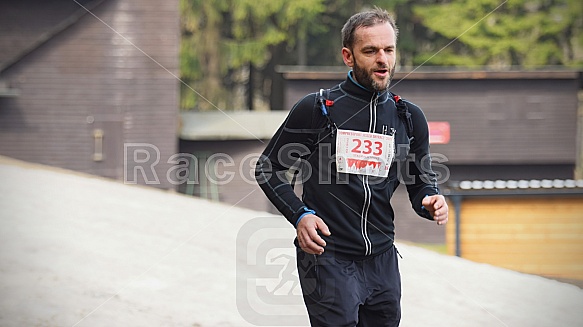 První seběh Ještěd Skyrace