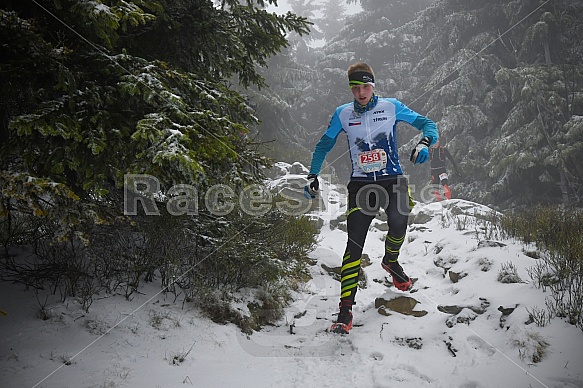 Seběh z Ještědu WINTER Skyrace