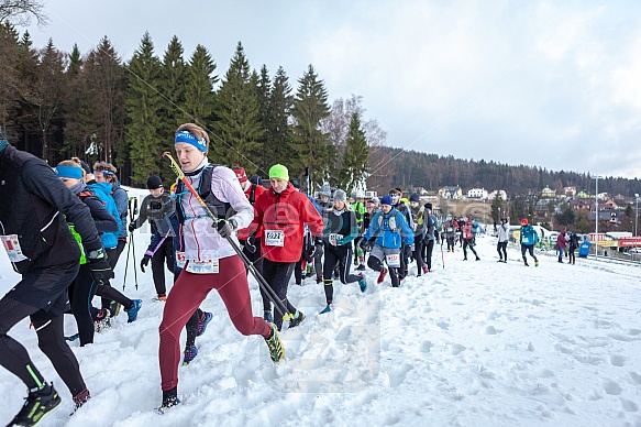 Starty a cílová fota Winter Skyrace 2019