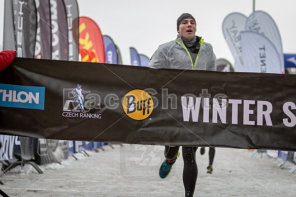 Starty a cílová fota Winter Skyrace 2019