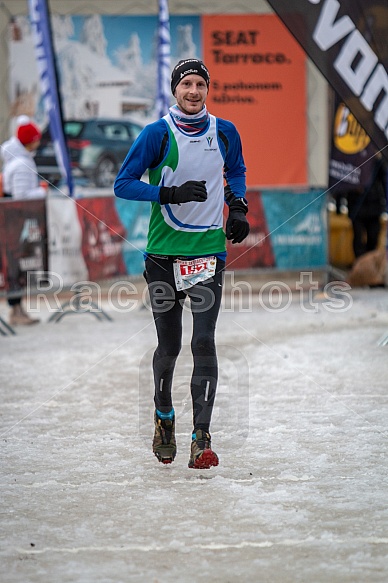 Starty a cílová fota Winter Skyrace 2019