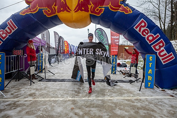 Starty a cílová fota Winter Skyrace 2019