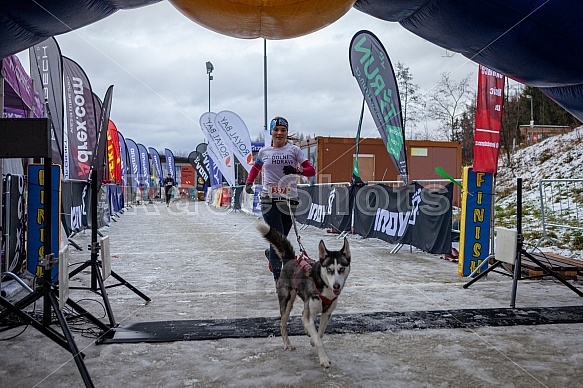 Starty a cílová fota Winter Skyrace 2019