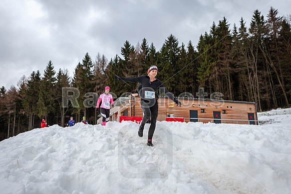 Starty a cílová fota Winter Skyrace 2019