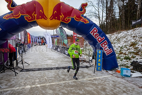 Starty a cílová fota Winter Skyrace 2019