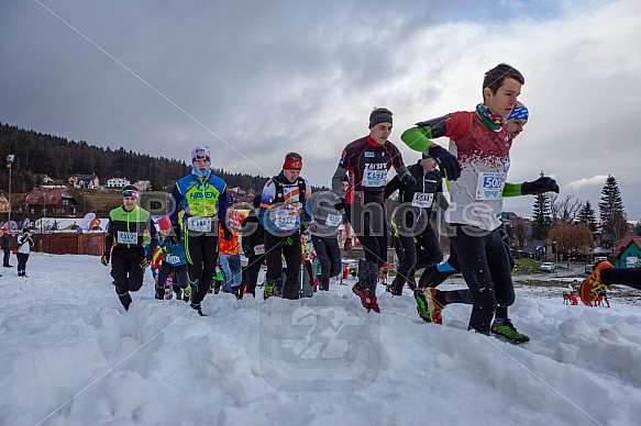 Starty a cílová fota Winter Skyrace 2019
