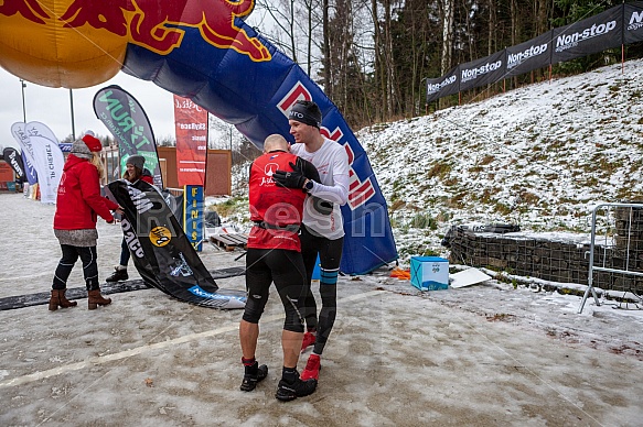 Starty a cílová fota Winter Skyrace 2019
