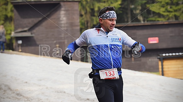 První seběh Ještěd Skyrace