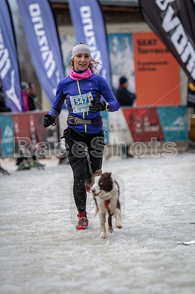 Starty a cílová fota Winter Skyrace 2019