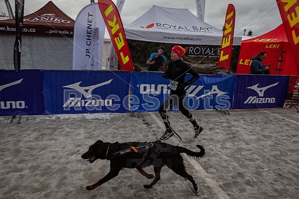 Starty a cílová fota Winter Skyrace 2019