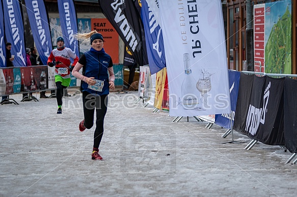 Starty a cílová fota Winter Skyrace 2019