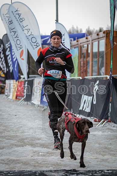 Starty a cílová fota Winter Skyrace 2019
