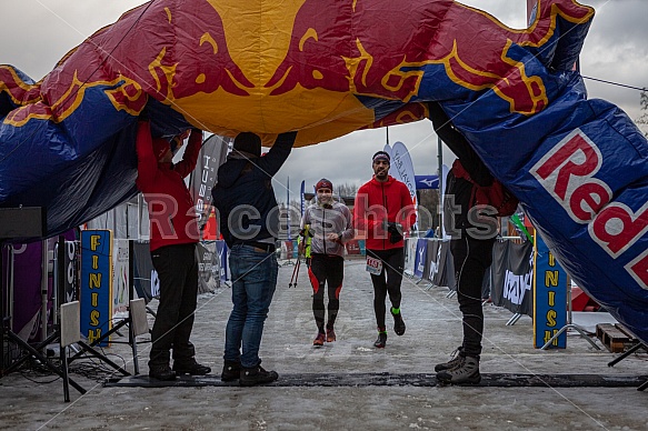 Starty a cílová fota Winter Skyrace 2019
