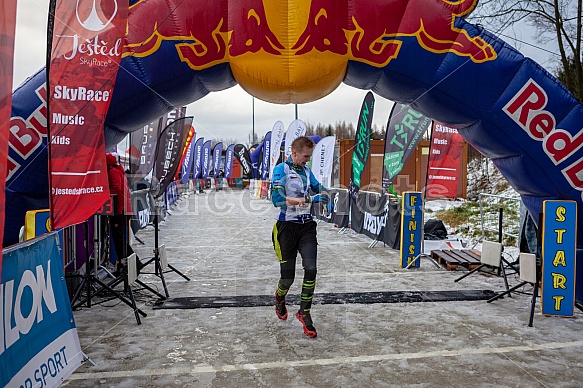 Starty a cílová fota Winter Skyrace 2019
