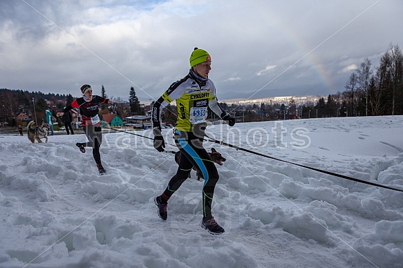 Starty a cílová fota Winter Skyrace 2019