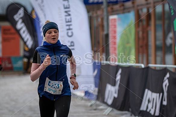 Starty a cílová fota Winter Skyrace 2019