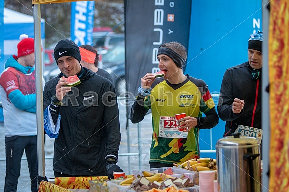 Starty a cílová fota Winter Skyrace 2019