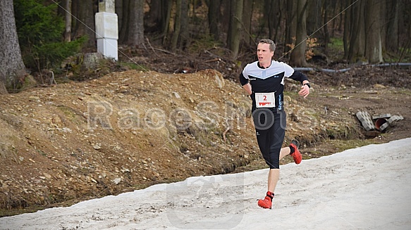 První seběh Ještěd Skyrace