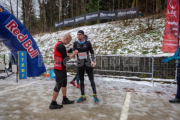 Starty a cílová fota Winter Skyrace 2019