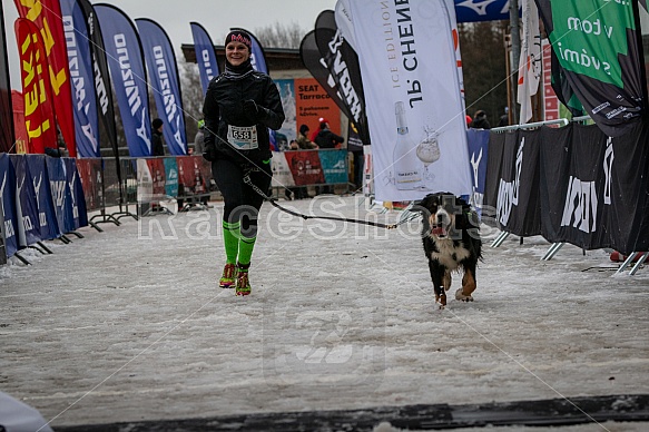 Starty a cílová fota Winter Skyrace 2019