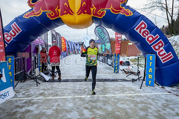 Starty a cílová fota Winter Skyrace 2019