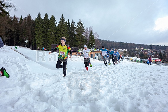 Starty a cílová fota Winter Skyrace 2019