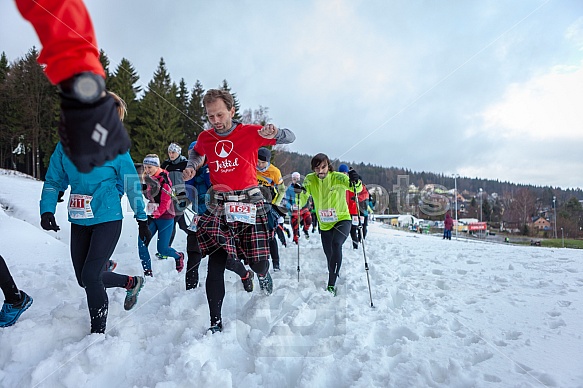 Starty a cílová fota Winter Skyrace 2019