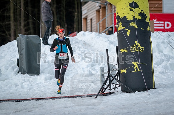 Starty a cílová fota Winter Skyrace 2019