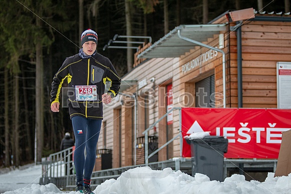 Starty a cílová fota Winter Skyrace 2019