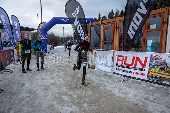 Starty a cílová fota Winter Skyrace 2019
