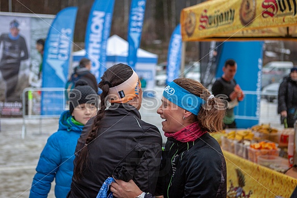 Starty a cílová fota Winter Skyrace 2019