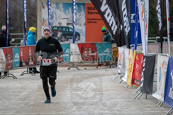 Starty a cílová fota Winter Skyrace 2019