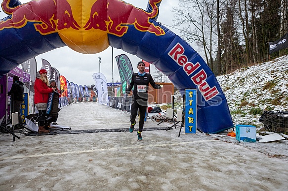 Starty a cílová fota Winter Skyrace 2019