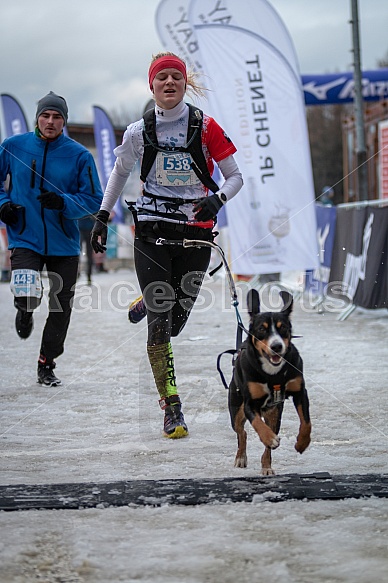 Starty a cílová fota Winter Skyrace 2019