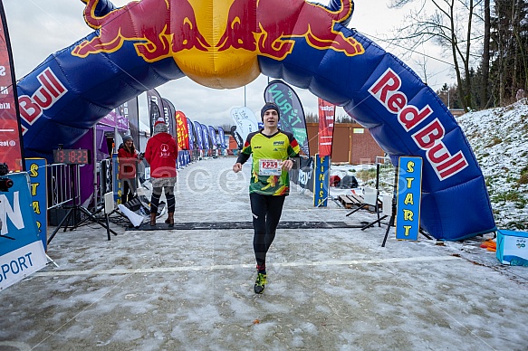 Starty a cílová fota Winter Skyrace 2019