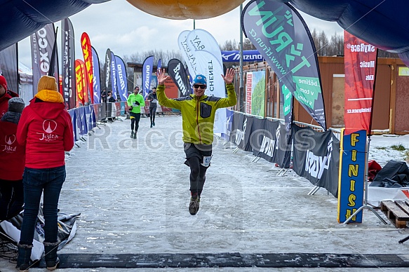 Starty a cílová fota Winter Skyrace 2019