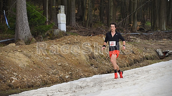 První seběh Ještěd Skyrace