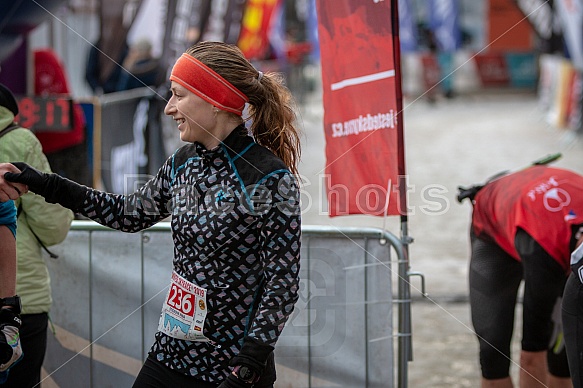 Starty a cílová fota Winter Skyrace 2019