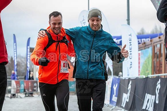 Starty a cílová fota Winter Skyrace 2019
