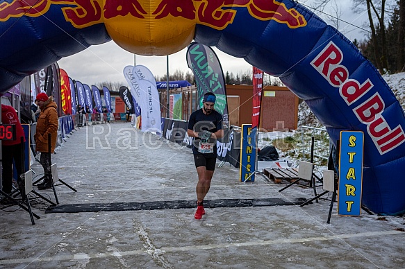 Starty a cílová fota Winter Skyrace 2019
