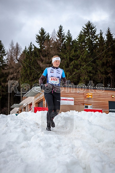 Starty a cílová fota Winter Skyrace 2019